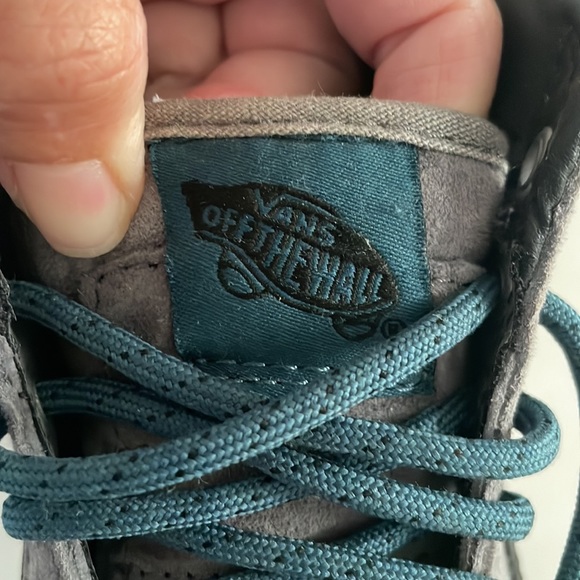 Vans hi-tops - Picture 11 of 15